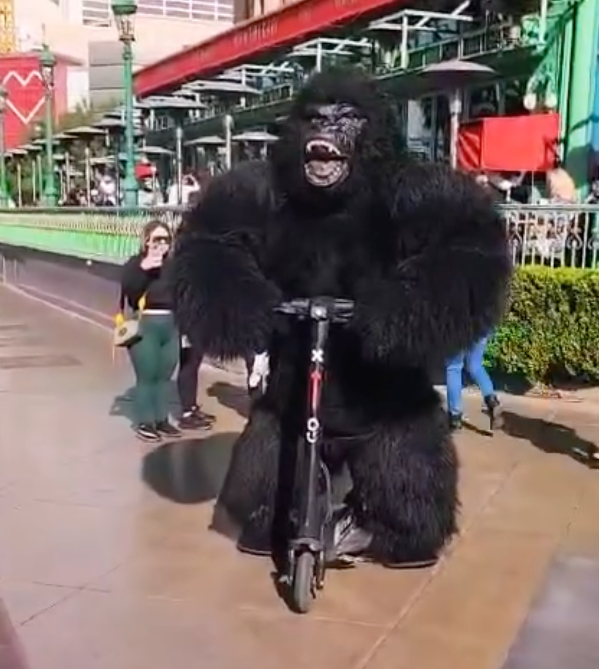 The Ultimate Vegas Flex: How to Do Sin City Like a Local (On a Go X Scooter)